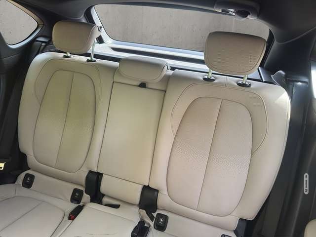 BMW 220 d Active Tourer Luxury Line ++Navi+LED+Kamera++