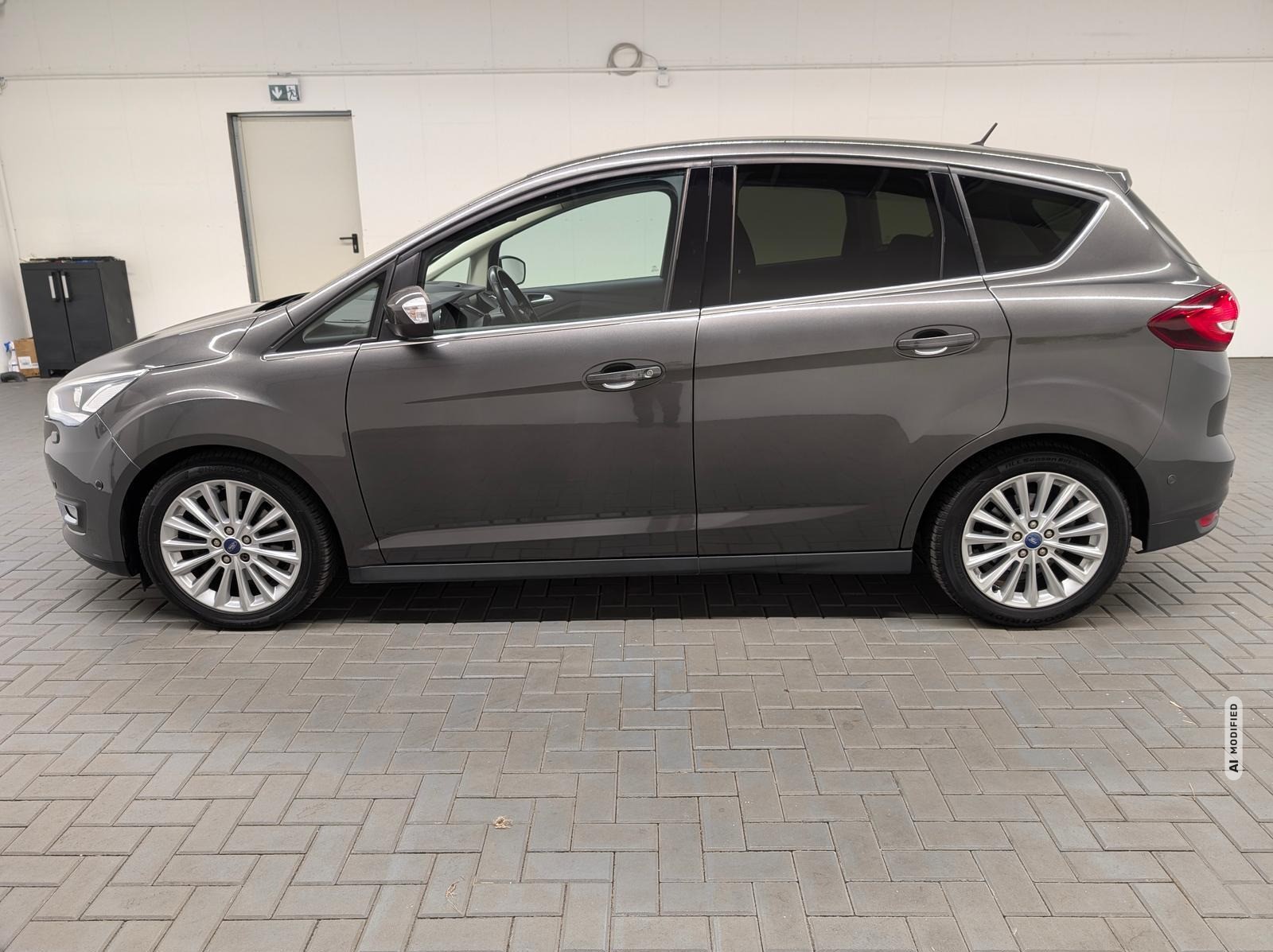 Ford C-Max Titanium Xenon/Navi/ACC/AHK/SHZ/Kam/elH/LM