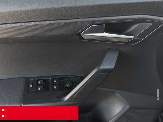 Seat Arona 1.0 TSI Style LED 17 KAMERA PARK-ASSIST