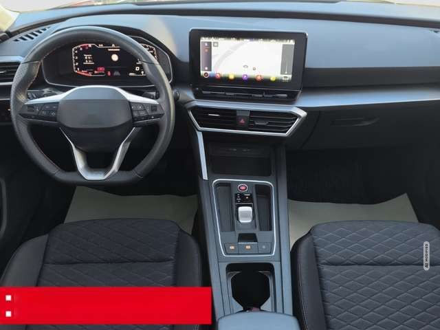 Seat Leon 2.0 TDI DSG FR LED NAVI PANO AHK