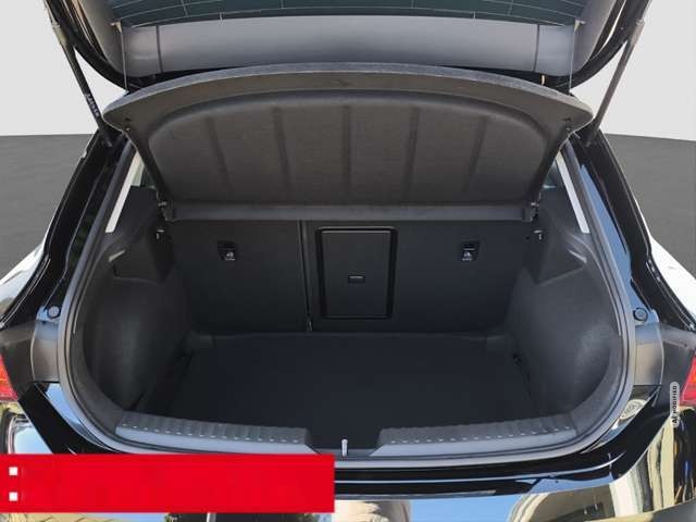 Seat Leon 2.0 TDI DSG FR LED NAVI PANO AHK