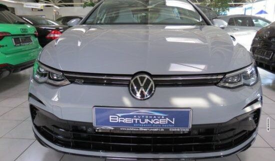 Volkswagen Golf VIII 1.5 eTSI R-Line (EURO 6d) AHZV+Matrix