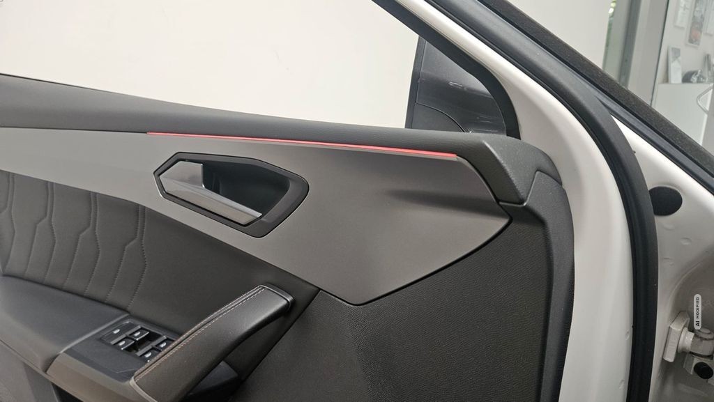 Cupra Leon Sportstourer VZ e-Hybrid Navi Tempo AHK PDC