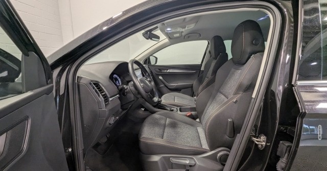 Skoda Karoq Clever 1.5 TSI DSG LED CarPlay Kessy DAB