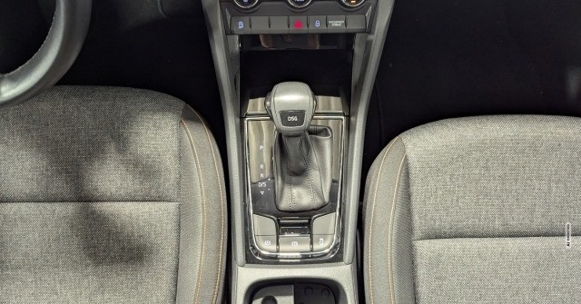 Skoda Karoq Clever 1.5 TSI DSG LED CarPlay Kessy DAB