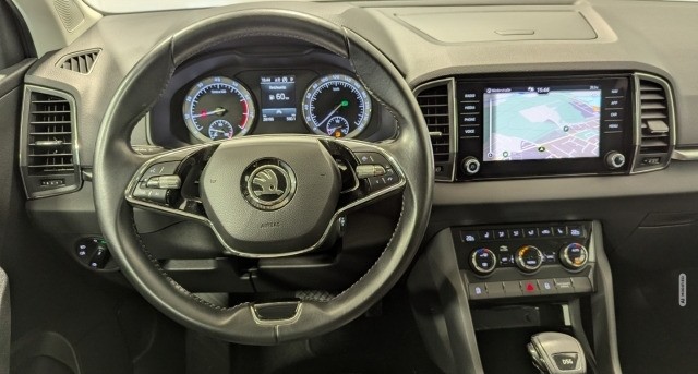Skoda Karoq Clever 1.5 TSI DSG LED CarPlay Kessy DAB