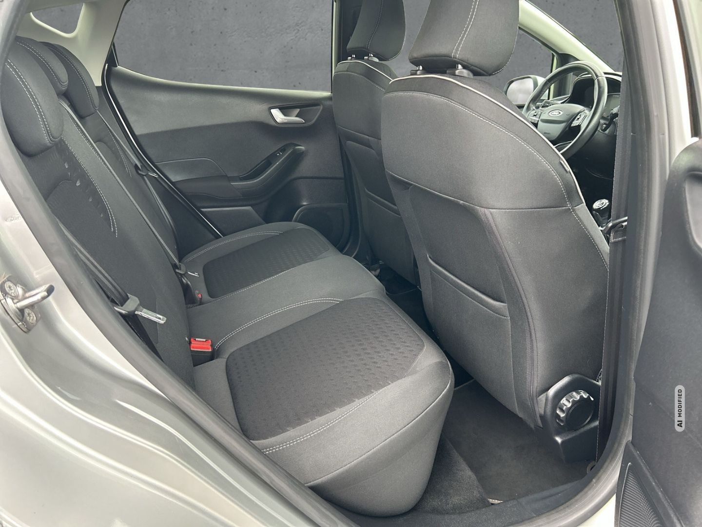 Ford Fiesta Titanium B&O Sound, RFK uvm. Zahnriemen n