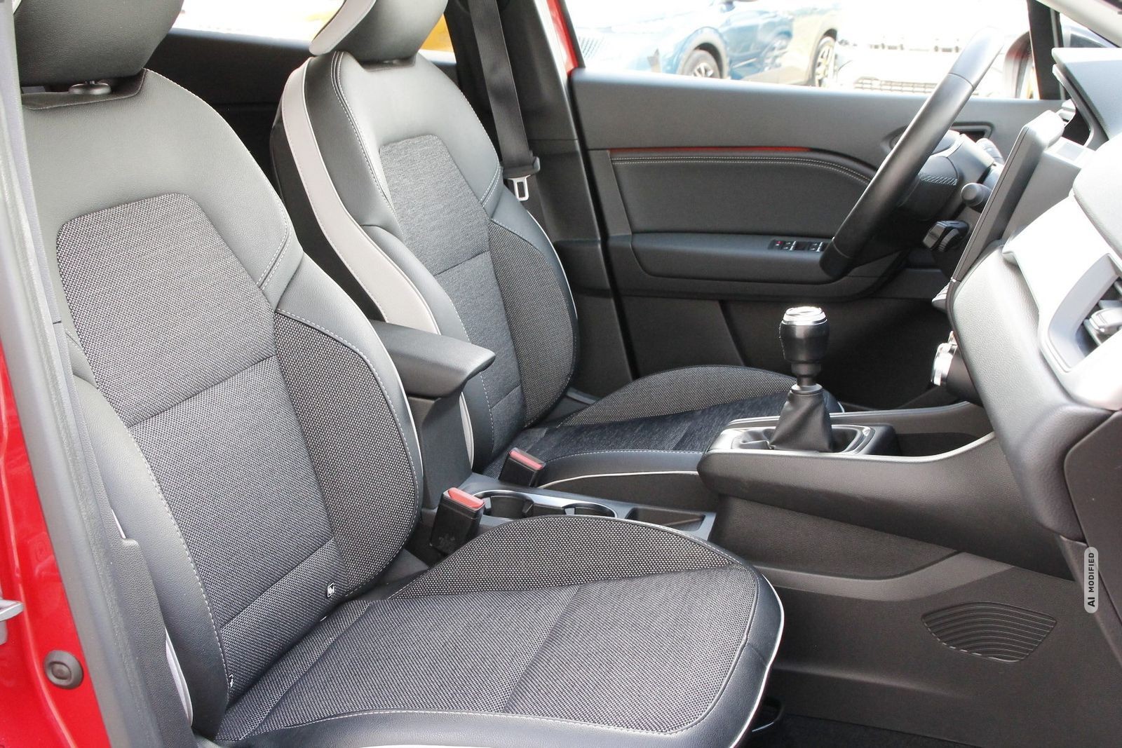 Renault Captur Techno Mild Hybrid 140