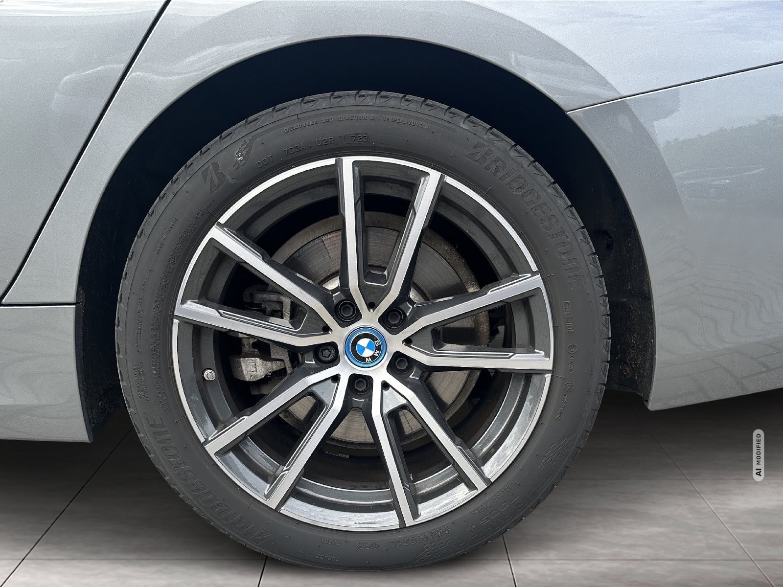 BMW 320 TOURING LC PLUS AHK SPORTSITZE GRA PARKASSIST HIFI DAB LORDOSENSTÜTZE