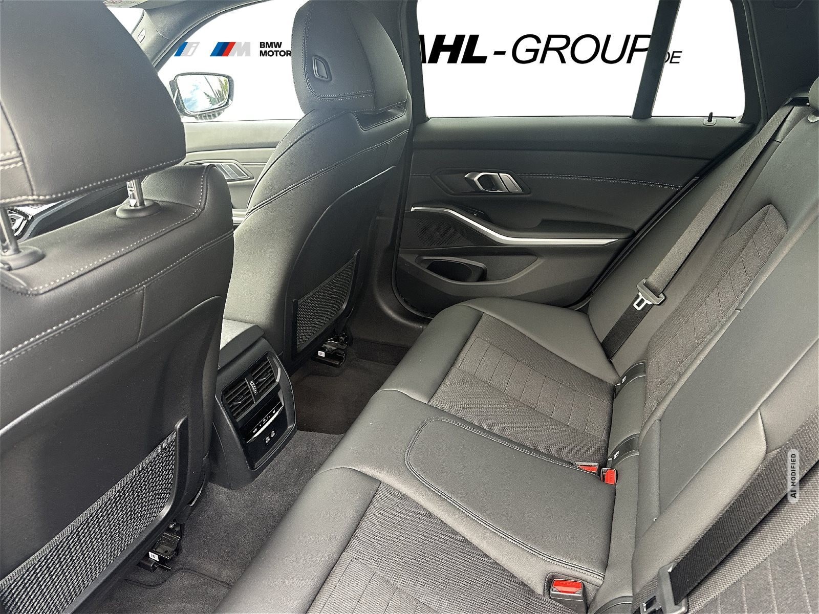 BMW 320 TOURING LC PLUS AHK SPORTSITZE GRA PARKASSIST HIFI DAB LORDOSENSTÜTZE