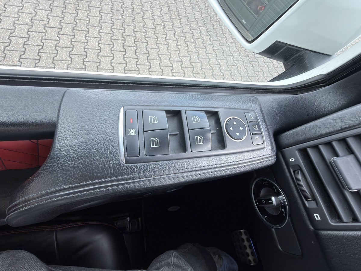 Mercedes-Benz G 350 d 23 Zoll Harman Kardon Sternenhimmel Carbon