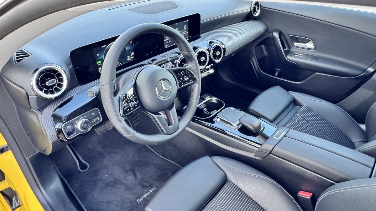 Mercedes-Benz CLA 250 Shooting Brake e SB EU 6d NAVI SITZHZG MBUX R-CAM