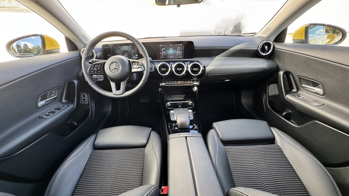 Mercedes-Benz CLA 250 Shooting Brake e SB EU 6d NAVI SITZHZG MBUX R-CAM