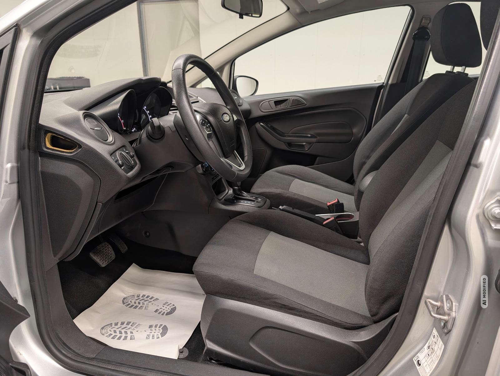 Ford Fiesta Automatik Klimaaut./Radio-CD/TFL/BC