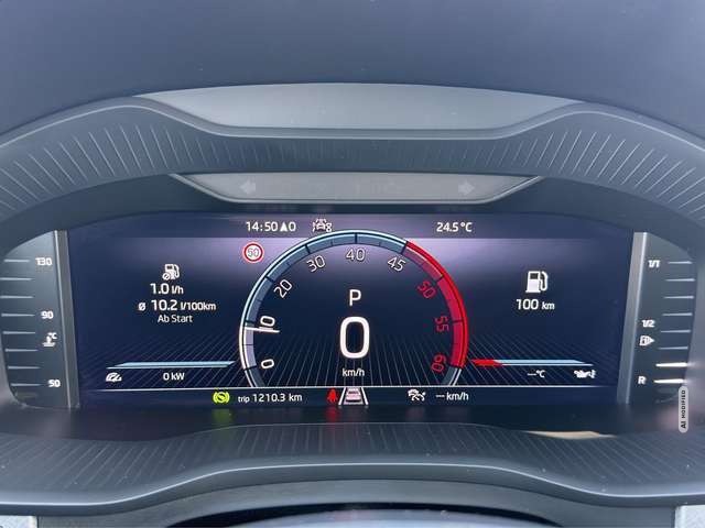 Skoda Kodiaq 2.0 TDI Tour 4x4 DSG / NAVI / AHK / STHZG / LED /