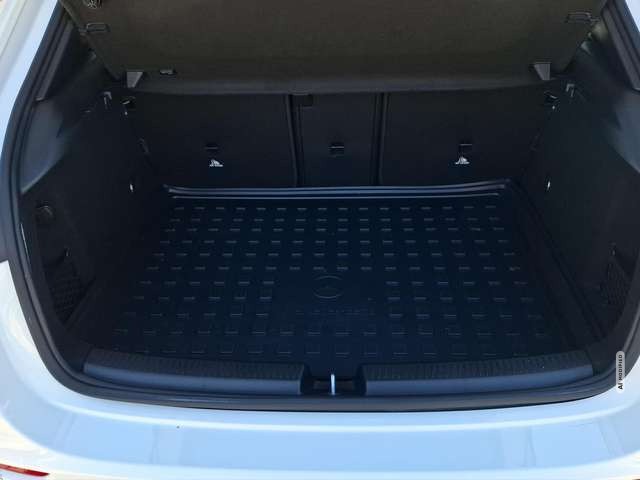 Mercedes-Benz A 250 Progressive AUTOMATIK / PANORAMA / E-SITZE / NAVI