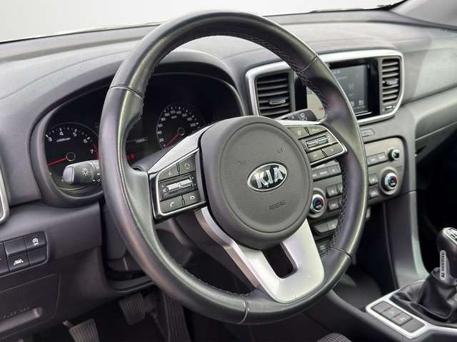 Kia Sportage 1.6 T-GDI Vision 2WD KLIMA / TEILLEDER / PANORAMA
