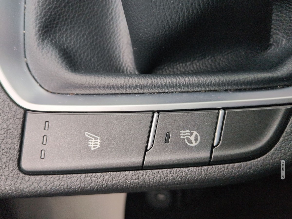 Hyundai i30 Kombi Edt. 30 + Kamera Sitzhzg