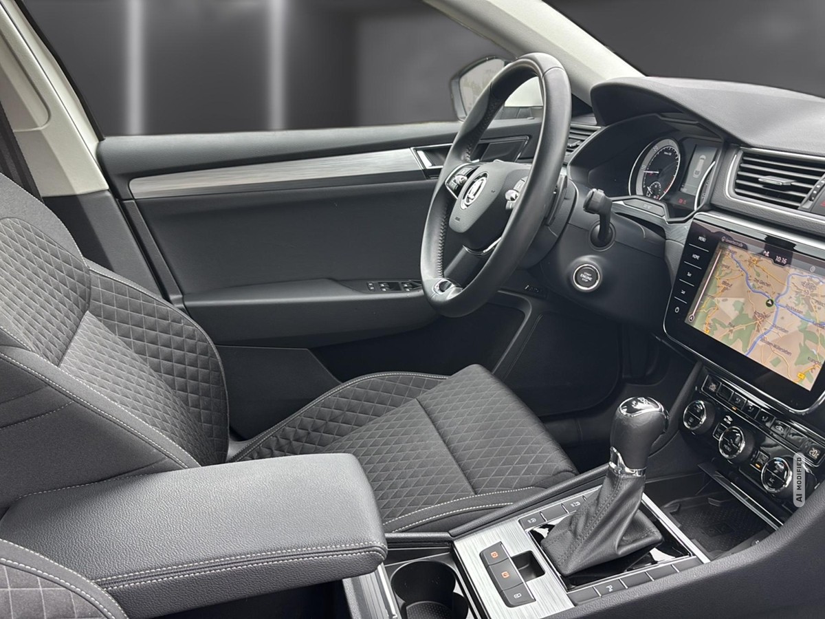 Skoda Superb Combi 2.0 TDI Ambition *LED*NAVI*KLIMA