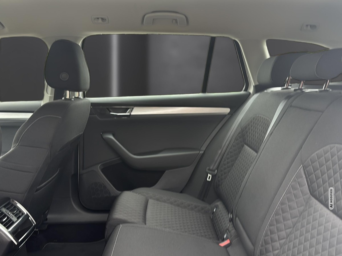 Skoda Superb Combi 2.0 TDI Ambition *LED*NAVI*KLIMA