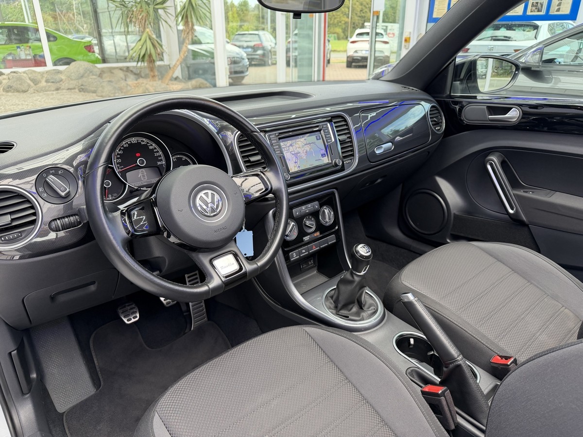 Volkswagen Beetle Cabriolet 1.4 TSI BMT R-Line 