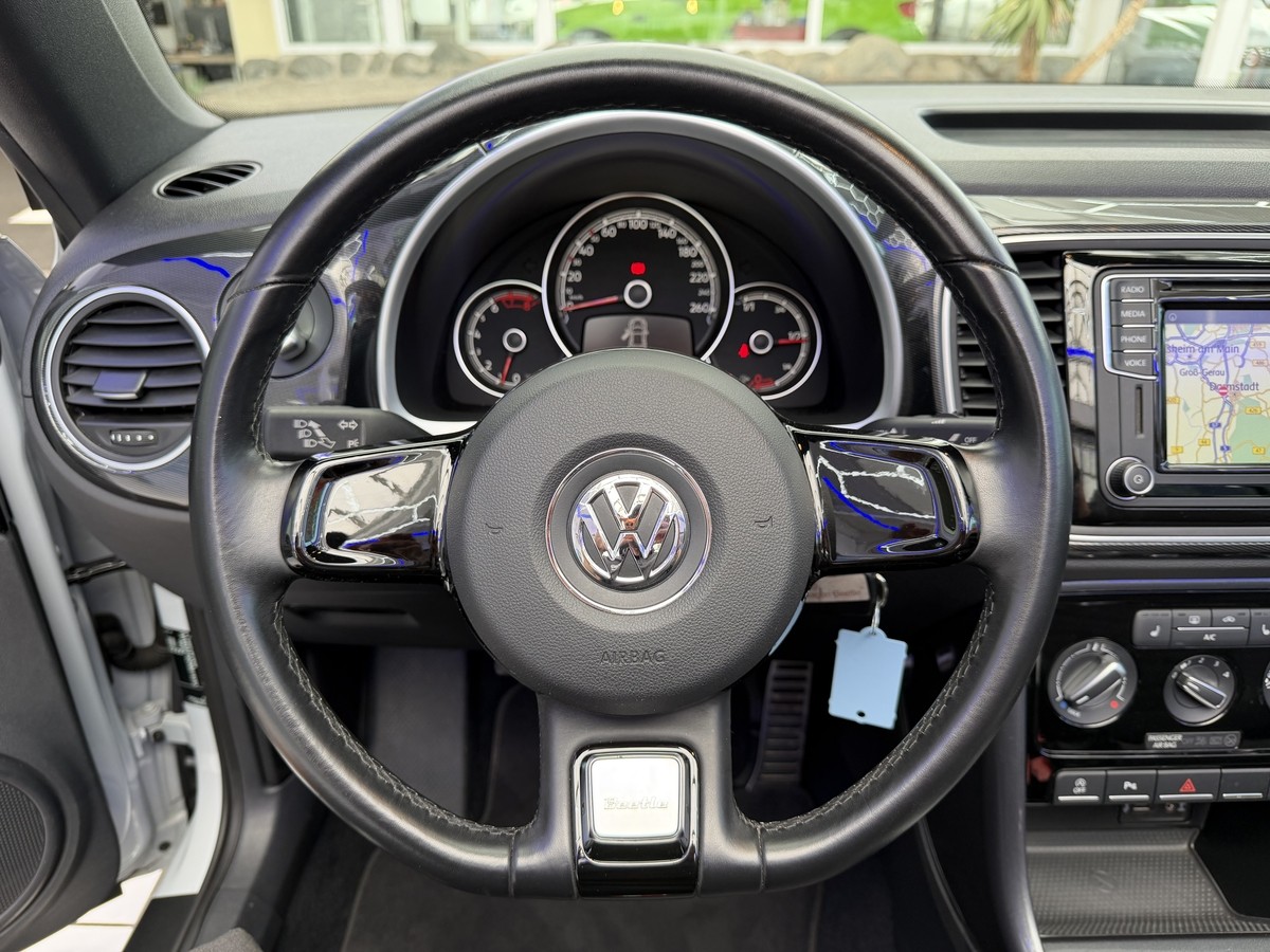 Volkswagen Beetle Cabriolet 1.4 TSI BMT R-Line 