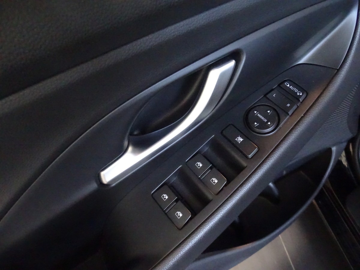 Hyundai i30 cw 1.0 T-GDI Edition 30 Automatik