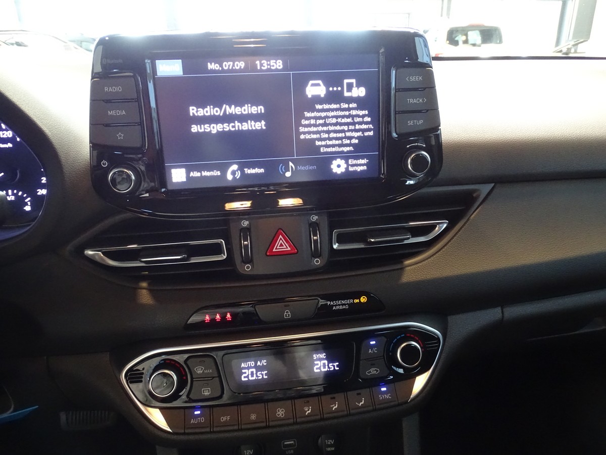 Hyundai i30 cw 1.0 T-GDI Edition 30 Automatik
