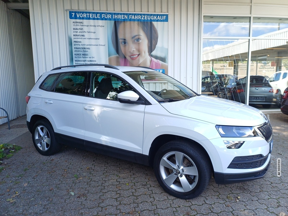 Skoda Karoq 1.0 TSI AMBITION DSG GREEN-TEC ALU KLIMA LED TEMPO PDC