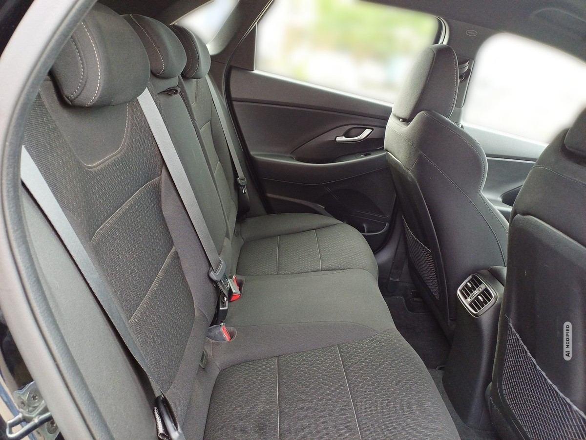Hyundai i30 1.4 T-GDI N-Line Navi Sitzh. App Spurh. DAB 