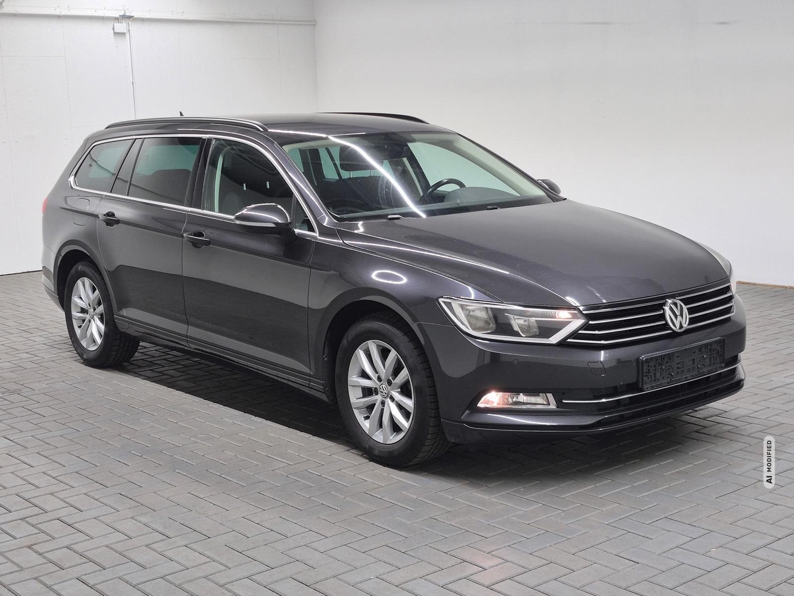 Volkswagen Passat Variant LED/Navi/SHZ/ACC/PDC/BT/16-LM