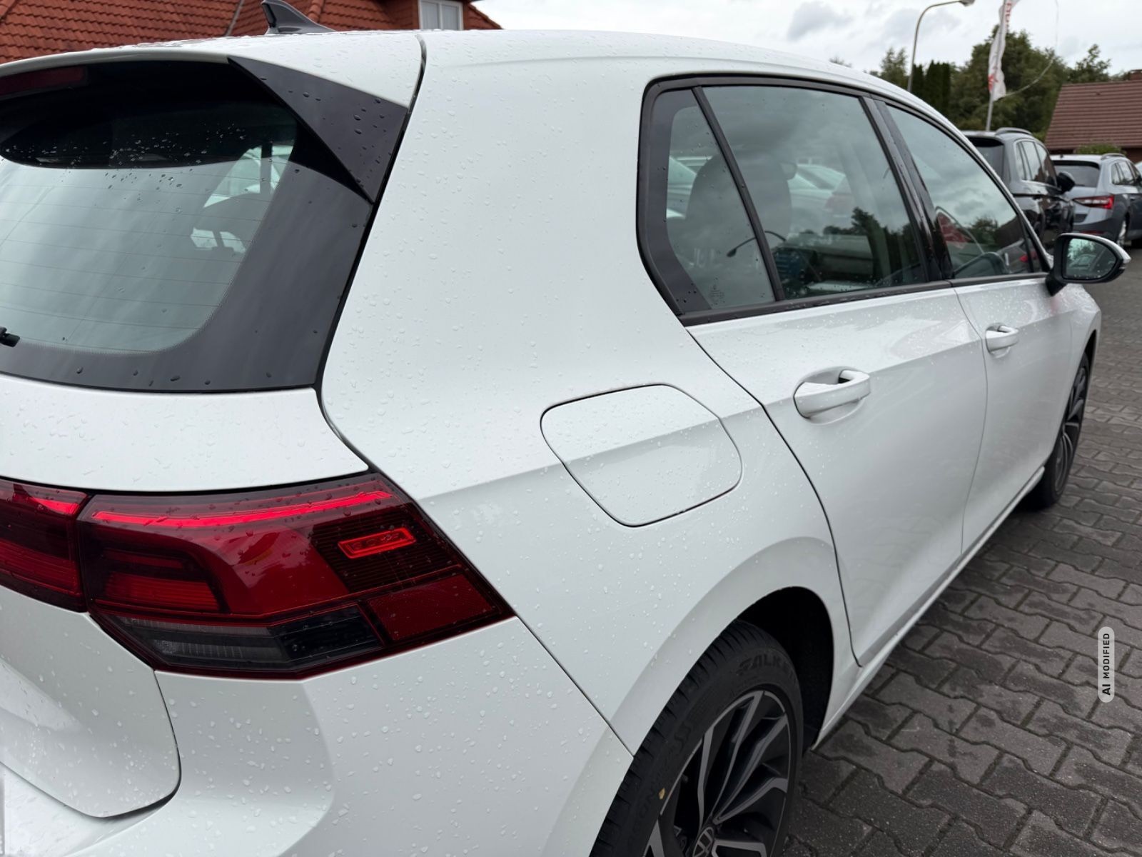 Volkswagen Golf VIII 1,0 TSI Life LANE SIDE ACC AMBIENTE