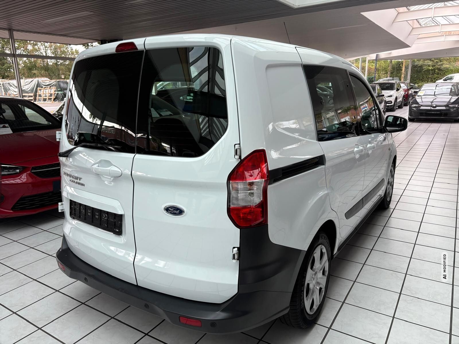 Ford Transit Courier Kombi Trend *SHZ PDC ISO u.v.m*