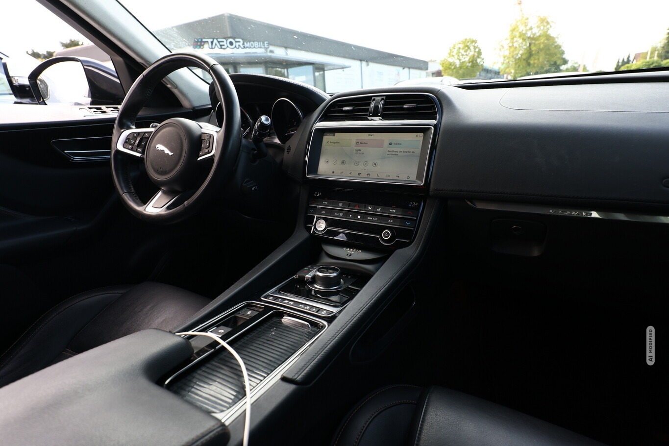 Jaguar F-Pace 20d Prestige Leder LED Nav SHZ PDC LM19Z