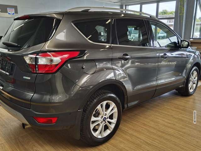 Ford Kuga 1.5 EcoBoost 4x4 Titanium Bluetooth Klima