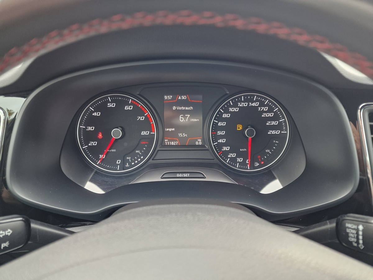 Seat Leon 1.5 TSI FR*Leder*Navi*LED*Apple & Android