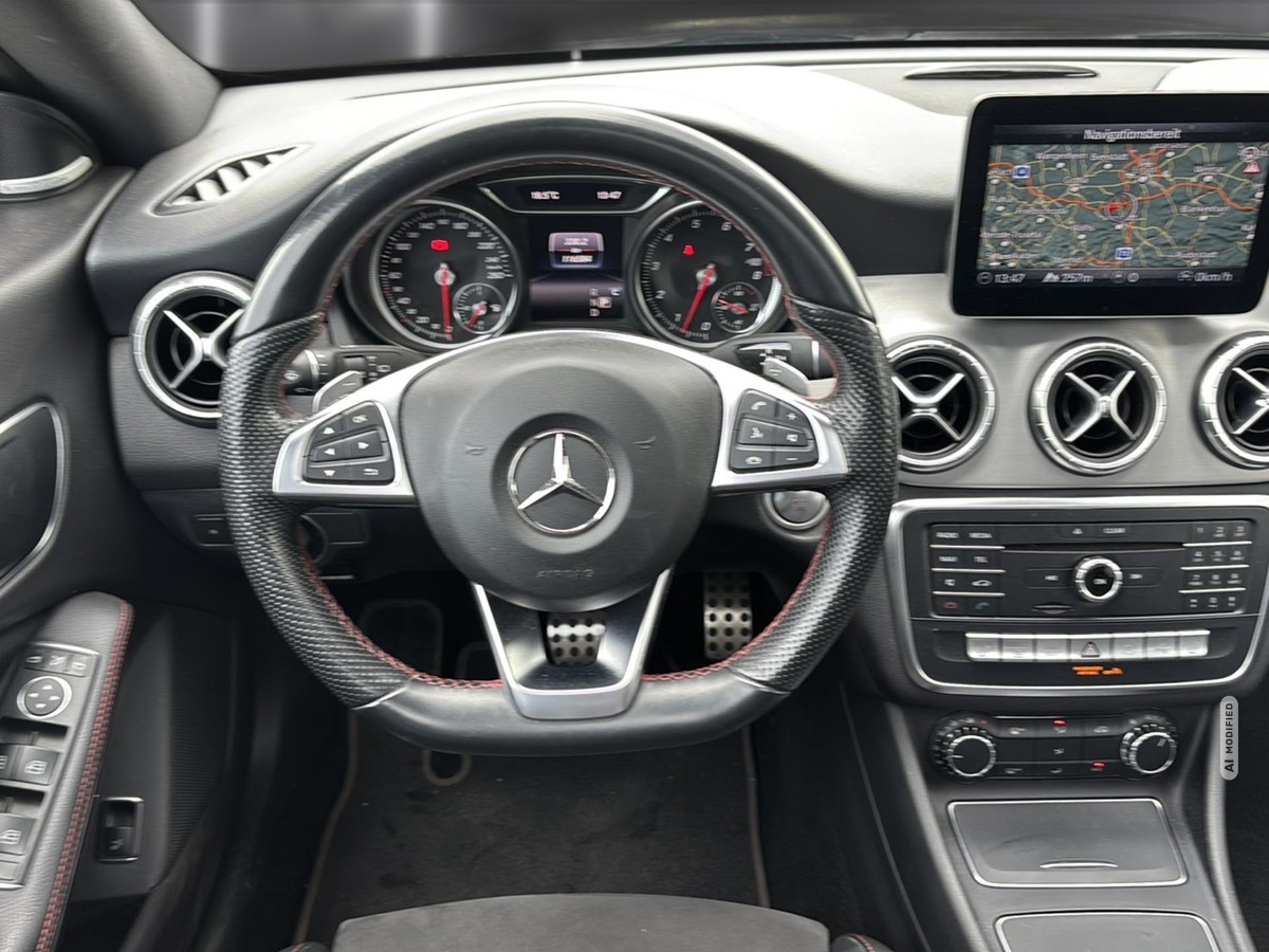 Mercedes-Benz CLA 220 Shooting Brake AMG Line 4Matic *LED*SHZ*AHZV*NAVI