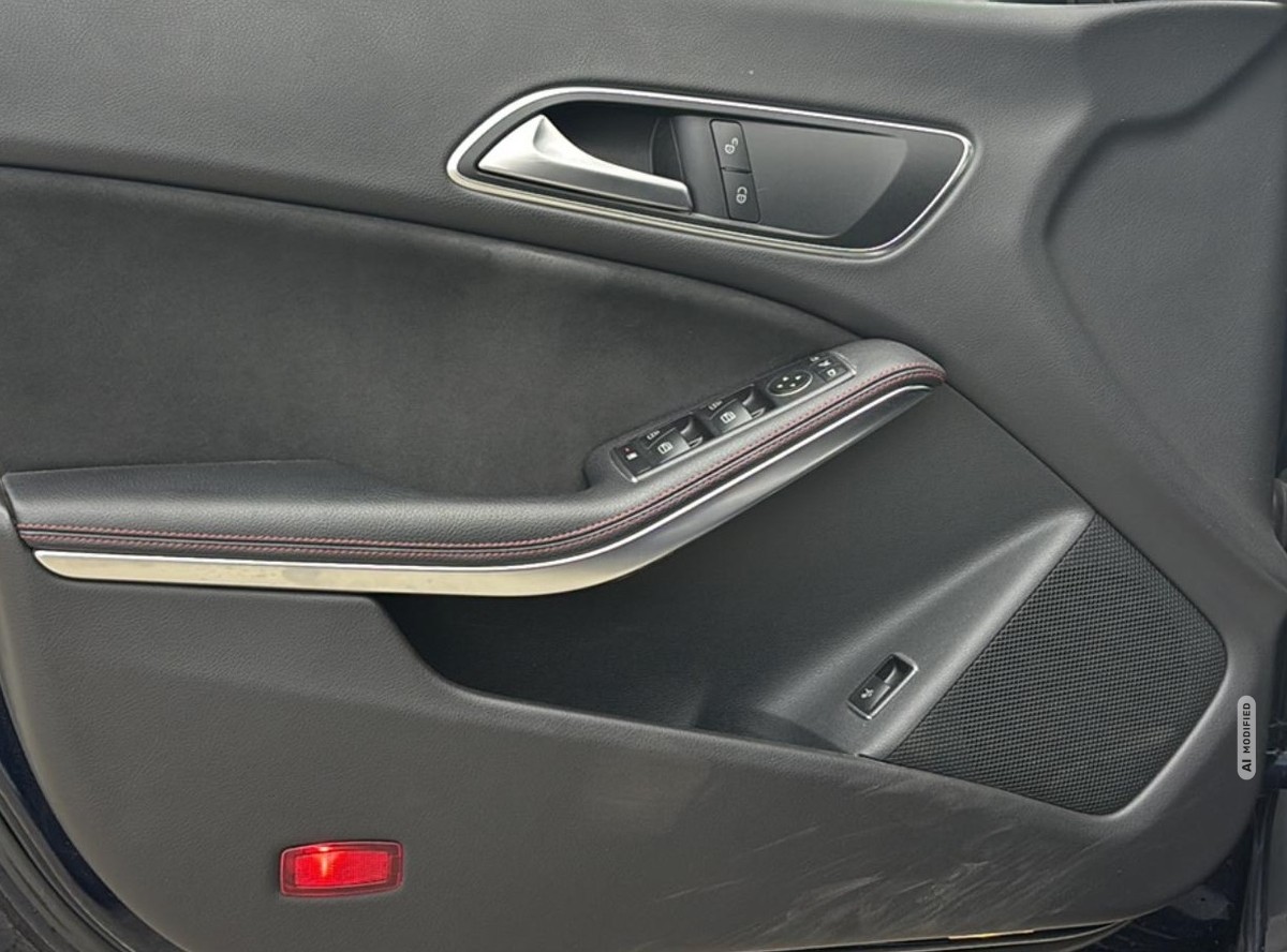Mercedes-Benz CLA 220 Shooting Brake AMG Line 4Matic *LED*SHZ*AHZV*NAVI