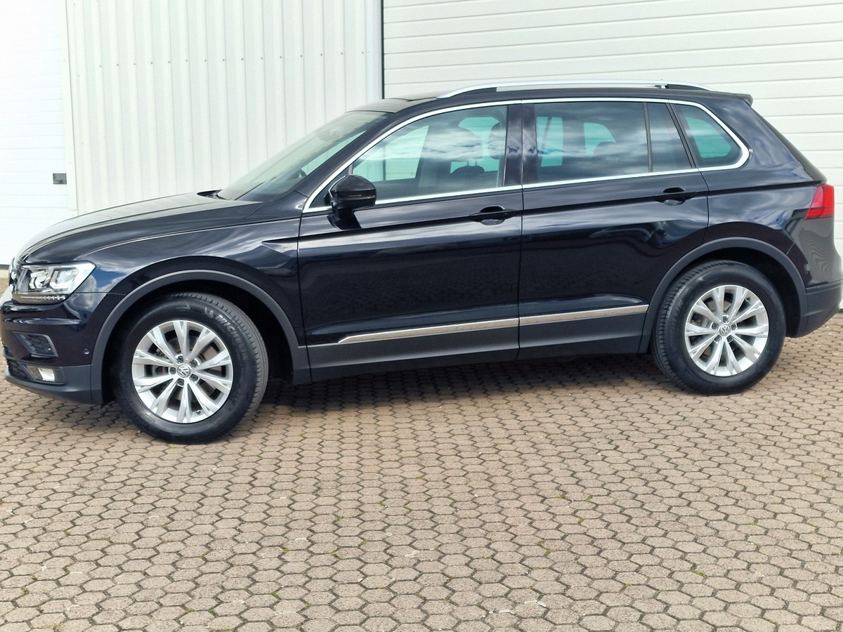 Volkswagen Tiguan  TSI*AHK*ACC*Navi*LED*R-Kamera