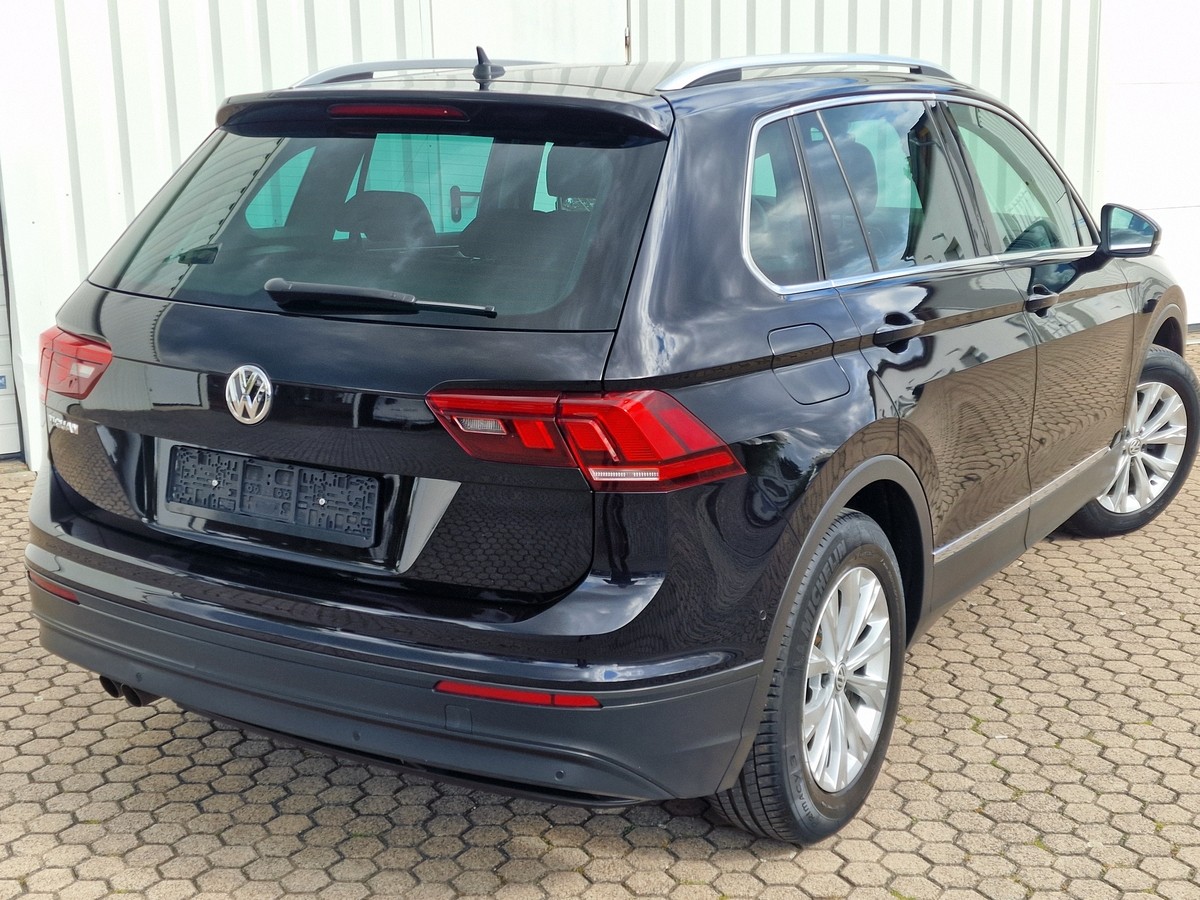Volkswagen Tiguan  TSI*AHK*ACC*Navi*LED*R-Kamera