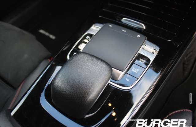 Mercedes-Benz CLA 220 AMG *Geräusche Motor* Navi ACC Kamera SitzHZG LED