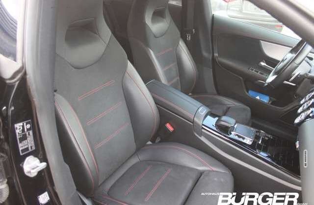 Mercedes-Benz CLA 220 AMG *Geräusche Motor* Navi ACC Kamera SitzHZG LED