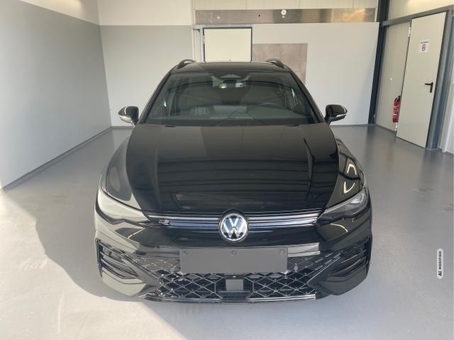 Volkswagen Golf Variant R-Line 150PS eTSI DSG AHK+IQ-Lig...