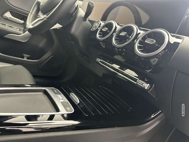 Mercedes-Benz A 180 d Progressive 