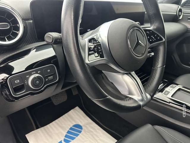 Mercedes-Benz A 180 d Progressive 