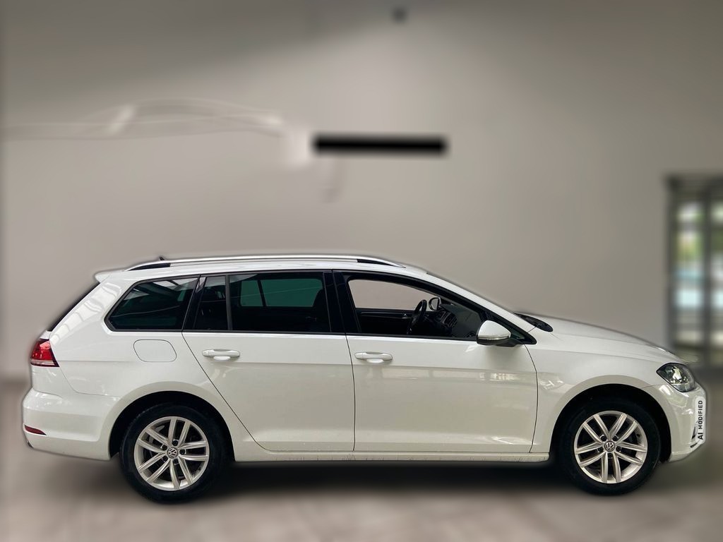 Volkswagen Golf VII Var Navi Sitzheizung ACC PDC Vo+Hi AHK