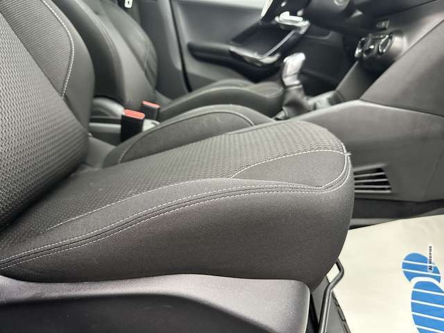 Peugeot 208 Allure 