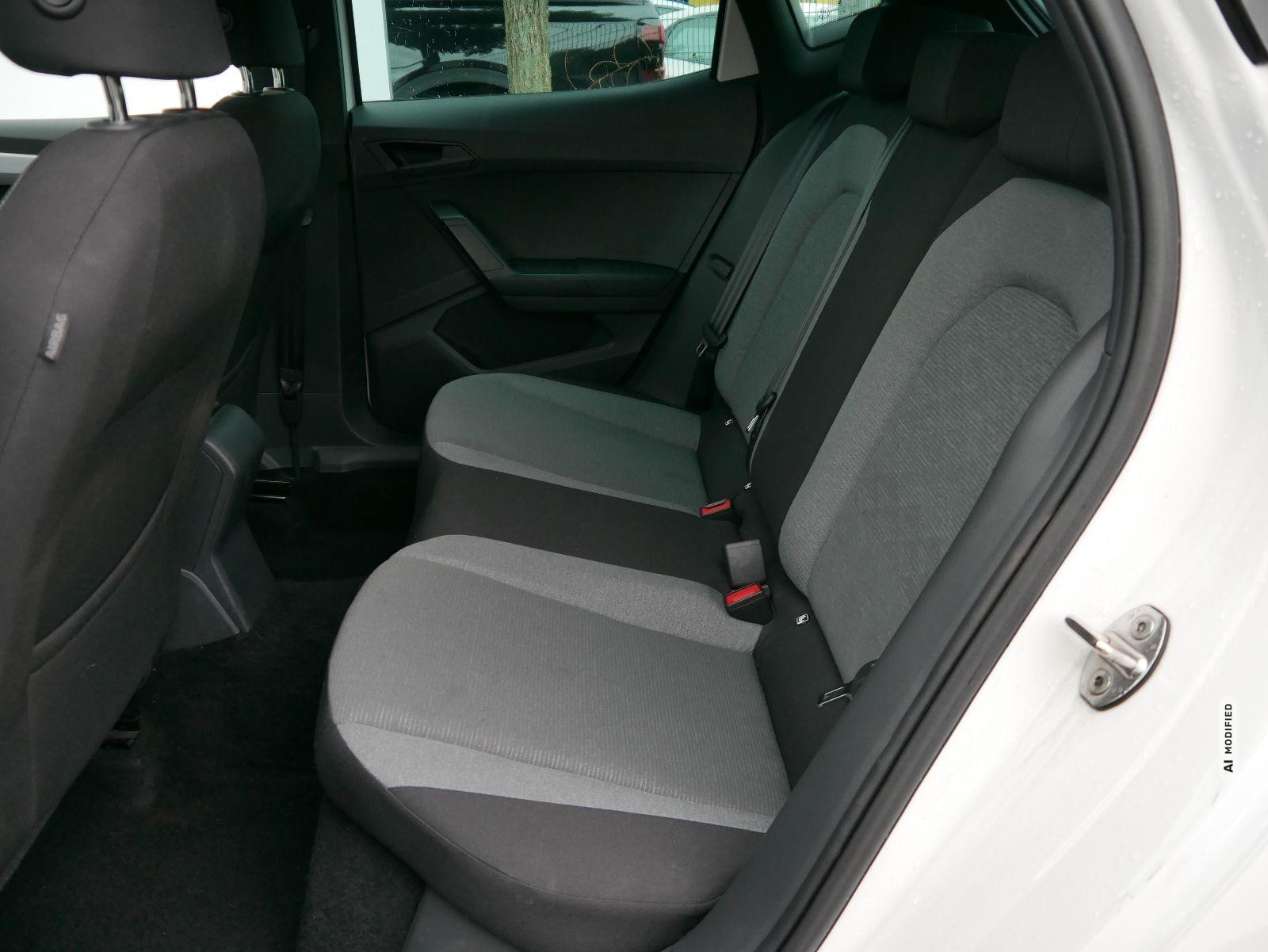 Seat Ibiza 1.0 TSI Xcellence*NAVI*PDC-HI*LED*SHZ*SMARTLINK*KLIMA*KEYLESS-GO