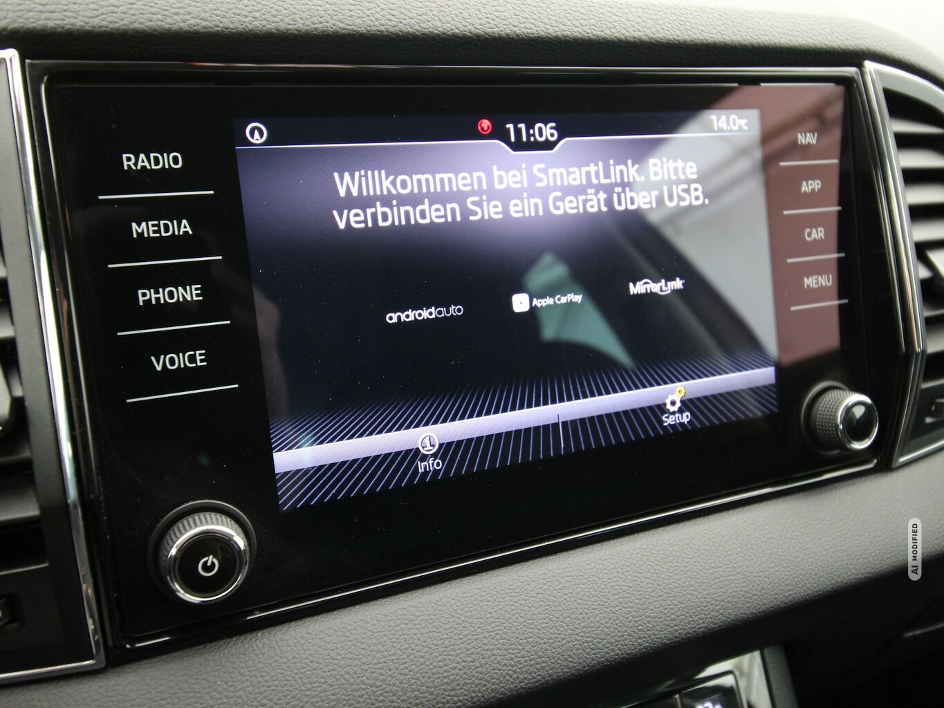 Skoda Karoq 1.5 TSI OPF Style Plus LED+NAVI+AHK+ACC...