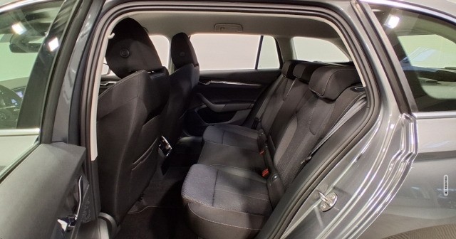 Skoda Octavia Combi Selection Plus 2.0TDI DSG  SmartLink